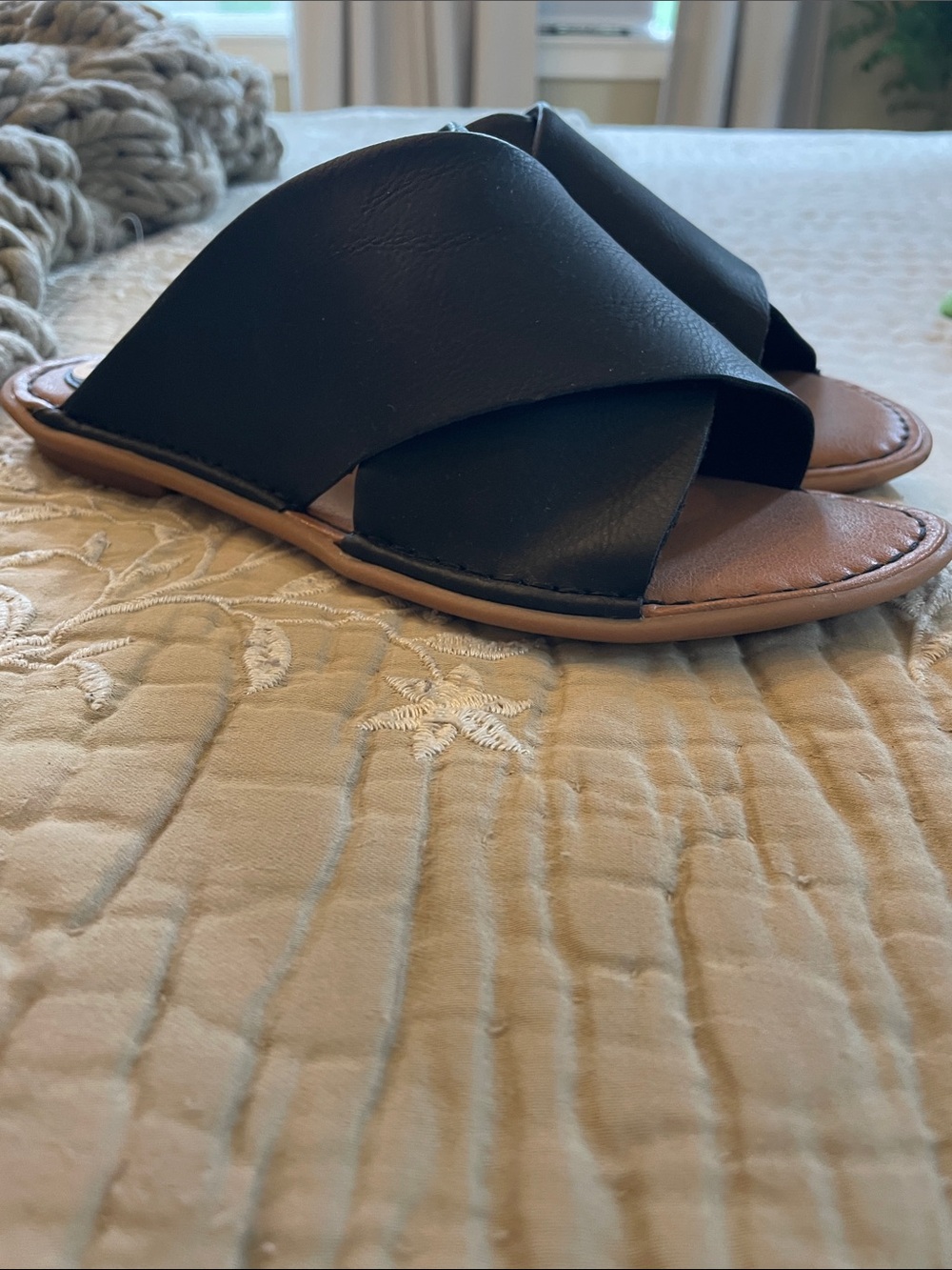 boc Black Cross-Strap Slide Sandals with Brown Footbed